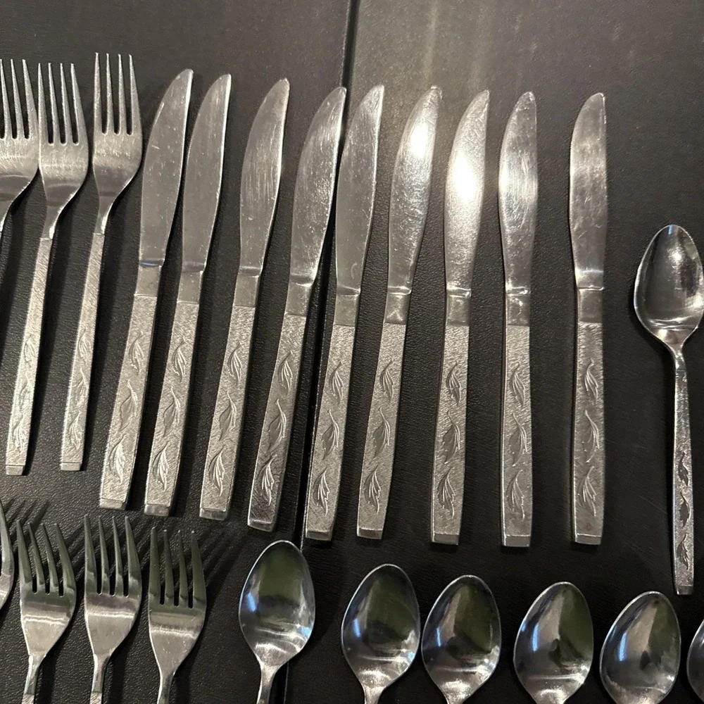 Carlton dinner forks
